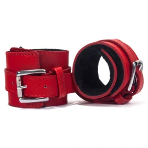 Cătușe Din Piele Devil Sticks Hard Bondage Roșu Cătușe Din Piele Devil Sticks Hard Bondage Roșu pe Denysa.ro