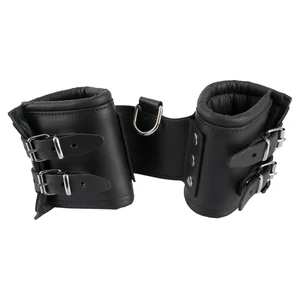 Cătușe Leather Zado Negru Cătușe Leather Zado Negru pe Denysa.ro