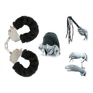 Pachet Set Limited Edition Lovers Fantasy Negru + Cătușe Furry Fun Cuffs Negru pe Denysa.ro