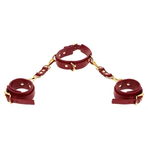 Set Zgardă și Cătușe D-Ring Deluxe Roșu