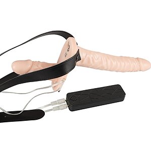 Strap-on Duo pe Denysa.ro