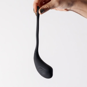 Tamago Ou Vibrant 9 Moduri Telecomandă 15m Reîncărcabil Negru
