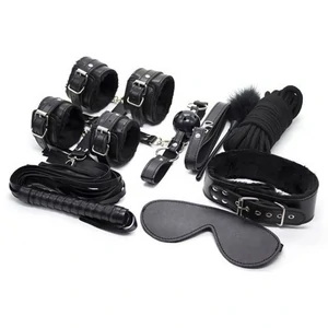 Top Bondage Kit Negru Top Bondage Kit Negru pe Denysa.ro
