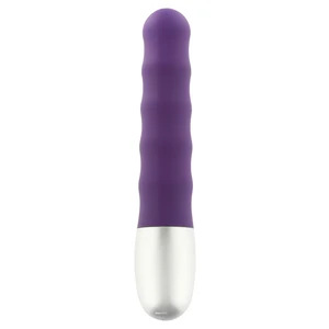 Vibrator Discretion Ribbed Mov pe Denysa.ro