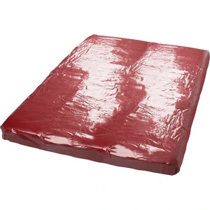Vinyl Bed Sheet Red pe Denysa.ro