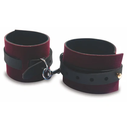 Bondage Enchanted Kit Vișiniu