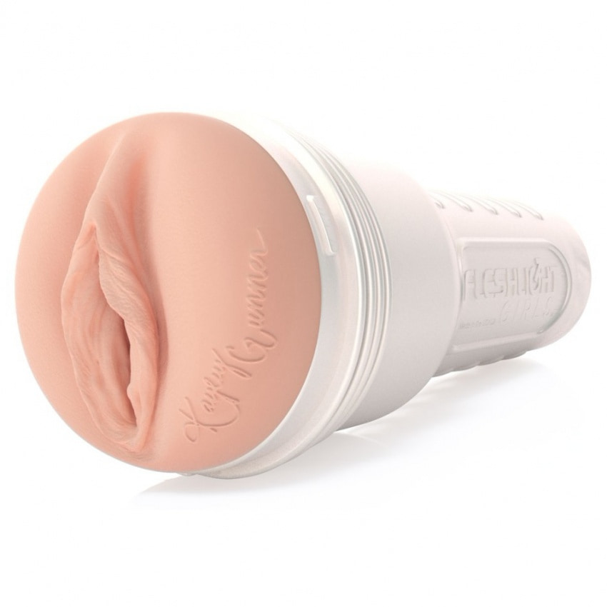 Fleshlight Kayley Loaded – Textură Intensă Superskin